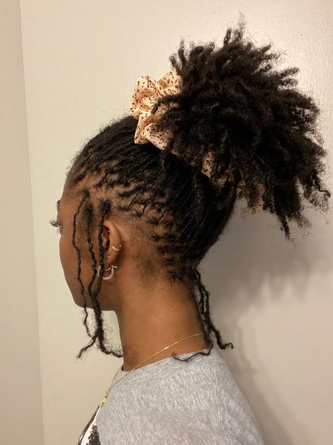 Microlocs Braids, Micro Loc Styles, Loc Styles Black Women, Locs On 4c Hair, Mini Locs, Mini Twists Natural Hair, Sisterlocks Styles, Short Locs, Micro Locs