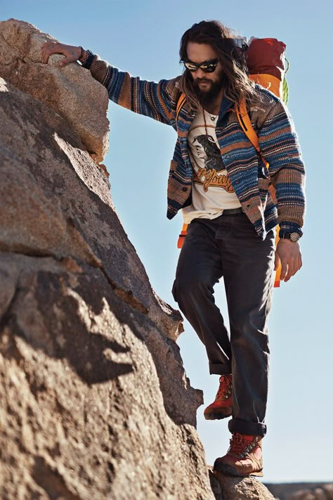 Gq Usa, Jason Momoa Aquaman, First Date Outfits, Gq Fashion, What To Wear Today, Rugged Style, Outdoor Fashion, Film Review, Jason Momoa