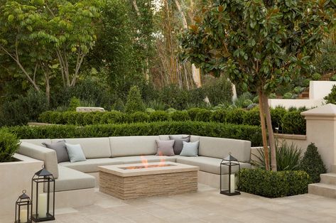 fire pit Fire Pit Around Pool, Fire Pit By Pool, Round Fire Pit Area, Small Patio Design, Hotel Landscape, Fire Pit Landscaping, Dream Patio, Fire Pit Seating, Fire Pit Area