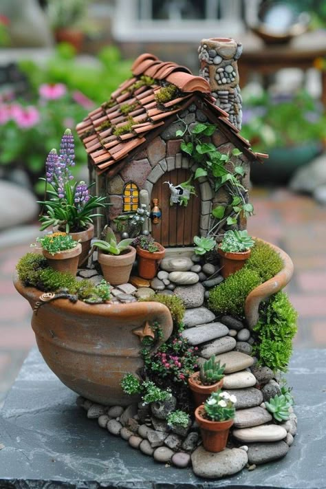 Fairy Garden Pots, Fairy House Crafts, Fairy Garden Furniture, Beautiful Terrariums, Garden Corner, Fairy House Diy, Fairy Garden Designs, Fairy Garden Crafts, Garden Houses