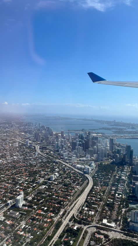 Miami city from an airplane window Miami From Airplane, Airplane Snap, Greed Aesthetic, Dream Manifestation, Miami Pictures, Miami Trip, Midland Texas, Miami Airport, Moving To Miami