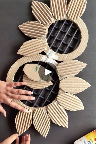 Cardboard Crafts For Wall Decor, Wall Art With Cardboard Boxes, Cardboard Box Diy Decor, Diy Wall Decor From Cardboard, Wall Hangings With Cardboard, Card Board Crafts Diy Ideas, Cardboard Box Crafts Decor Wall Art, Cardboard Art Diy, Waste Out Of Best Ideas Creative