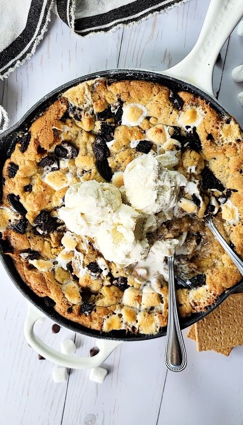 S’mores Cookie Skillet, Peach Cobbler Bars, Pumpkin Pecan Cobbler, Smores Cookie, Cookie Skillet, Blueberry Crumb Cake, Pecan Cobbler, Simple Baking, Moist Carrot Cakes