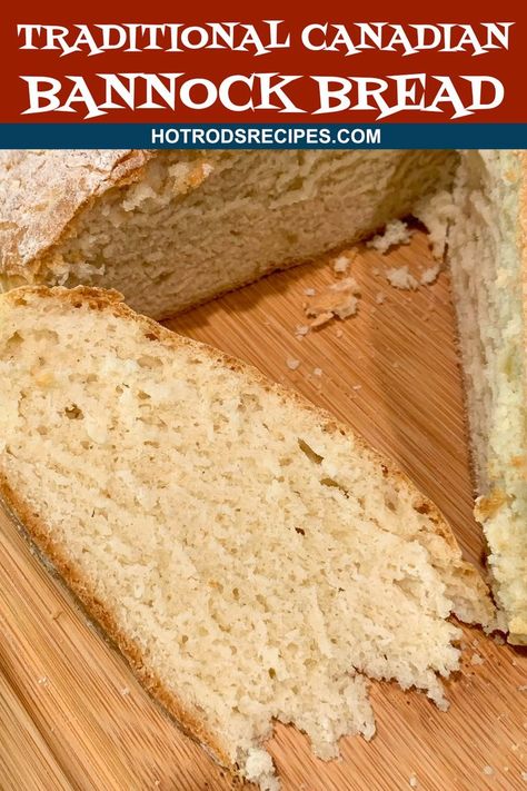 slice of canadian bannock bread Bannock Recipe, Bannock Bread, Canadian Dishes, Bread Dipping, Canadian Cuisine, Traditional French Recipes, Babka Recipe, Bread Maker Recipes, Best Oven