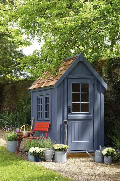 40 Simply amazing garden shed ideas Juniper Ash, Posh Sheds, Diy Storage Shed Plans, Painted Shed, Bench Garden, Diy Storage Shed, Wood Shed Plans, Small Sheds, House Shed