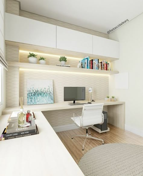 a minimalist white home office with a large L shaped desk, an open shelf and a storage unit, a rug and some built in lights Ikea Desks, Dečije Sobe, Home Office Layouts, Modern Home Offices, Small Home Offices, Office Nook, Modern Home Office, Home Office Setup, Home Office Space