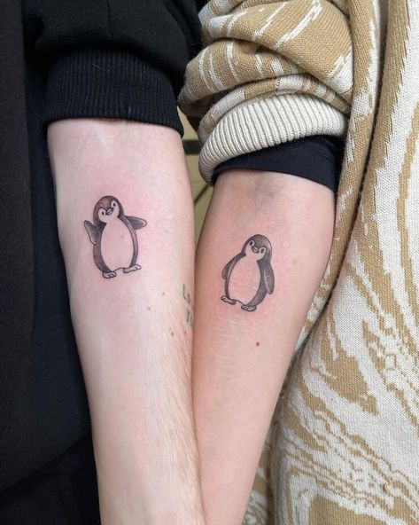 Penguin Tattoo Ideas, Coral Tattoo, Him And Her Tattoos, Tree Tattoo Men, Penguin Tattoo, Tattoo Shading, Queen Tattoo, Bff Tattoos, Grey Tattoo