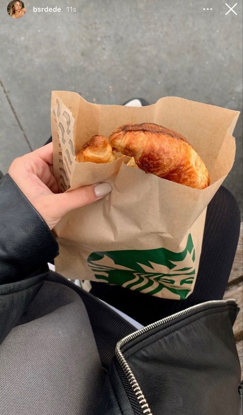 Starbucks Food, Health Aesthetic, Starbucks Recipes, Coffee Breakfast, Food Is Fuel, Food Themes, Cafe Food, Food Cravings, Aesthetic Food