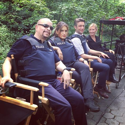 This is how we do. Chris Young, Peter Scanavino, Rookie Blue, Law And Order: Special Victims Unit, Benson And Stabler, Elite Squad, New York Police, Special Victims Unit, Olivia Benson