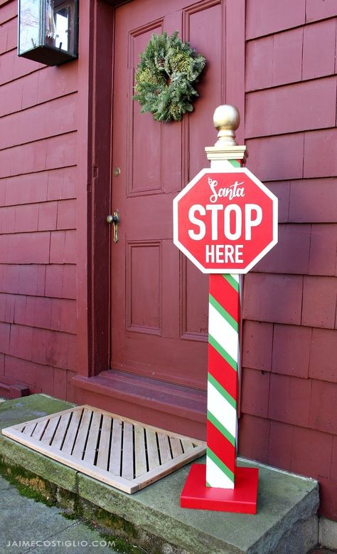 A DIY tutorial to build a Santa stop here sign post perfect for your exterior space. Includes free printable plans and printable lettering for sign. #santa Santa Stop Here Sign Diy, Elf Christmas Decorations, Wood Christmas Decorations, Wooden Christmas Crafts, Diy Santa, Halloween Decorations Diy Outdoor, Christmas Yard Decorations, Christmas Planning, Christmas Decorations Diy Outdoor