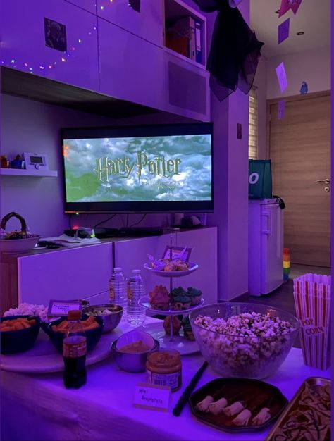 Night Movies Aesthetic, Watch A Movie Aesthetic, Harry Potter Family Movie Night, Barbie Movie Marathon Aesthetic, Movie Marathon With Friends, Movie Marathon Aesthetic With Friends, Harry Potter Movie Marathon Aesthetic, Harry Potter Summer Aesthetic, Movie Party Aesthetic