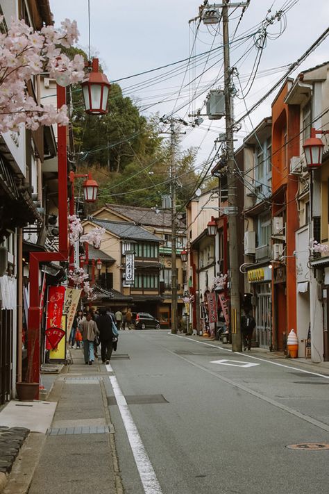 Onsen Tamago, Public Bath, Walking Routes, Drinking Fountain, Hyogo, Zen Meditation, Bath House, Travel Itinerary, Hot Springs