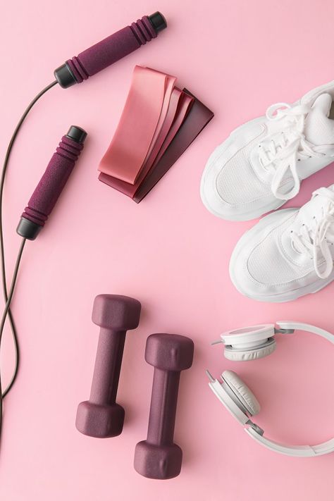 Work Out Gym Aesthetic, Health Pink Aesthetic, Gym Background Aesthetic, Pink Sports Aesthetic, Workout Equipment Aesthetic, Pink Fitness Aesthetic, Sport Aesthetic Gym, Workout Aesthetic Pink, Pink Workout Aesthetic