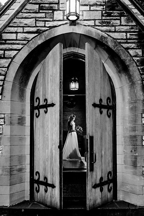 What a perfect charming little chapel to have your wedding ceremony. This bridal portrait from Pilgrim Chapel in Kansas City makes me want to do this wedding day all over again! #bridalportrait #pilgrimchapelkc #kcweddingphotography Small Chapel Wedding Photography, Chapel Wedding Photography, Church Wedding Pictures, Wedding Church Photos, Chapel Photoshoot, Grooms Poses, Church Photoshoot, Chapel Wedding Photos, Chapel Wedding Ceremony