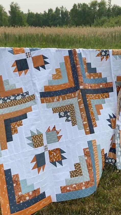 Bear Paw Log Cabin Quilt Pattern, Quilted Items To Make, Scrappy Bear Cabin Quilt Pattern, Western Quilt Ideas, Cabin Quilts Patterns, Flying Geese Quilt Ideas, Masculine Quilt Patterns, Baby Quilt Patterns Free, Autumn Quilts