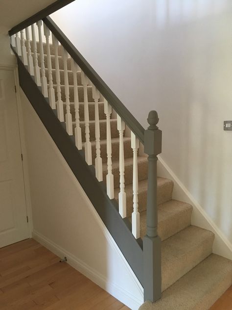 painting banister colours | Houzz UK Banister Painting Ideas, Grey Spindles Staircase, Green Staircase Railing, Green Banister Ideas, Painting Bannister Ideas, Green Bannister Rail, Banister Color Ideas, Stair Banister Colours, Two Tone Bannister