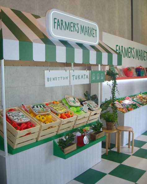 Supermarket Design Ideas, Fruit Market Design, Food Court Design, Farmers Market Booth, Prop Box, Supermarket Design, Fruit Stand, Pop Up Bar, Craft Booth Displays