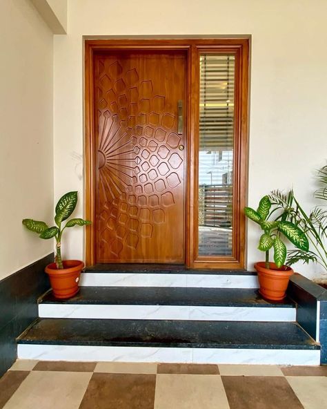 Portico Entry Indian Style, Main Door Steps Design, Main Door Design Modern Front Entry Teak Wood, Indian Front Door Design, Main Entrance Steps Design, Entry Design Entrance, Modern Entrance Door Front Entry Interior Design, Tiled Front Door Step, Wooden Doors Entrance Front Entry