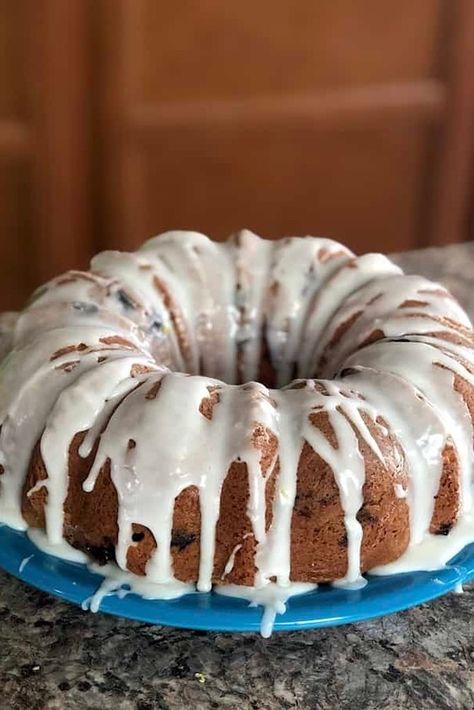 25 Box Cake Mix With Pudding Recipes  5 Glaze For Bundt Cake, Blueberry Bundt Cake Recipes, Pudding Cake Mix, Bunt Cake Recipe, Lemon Blueberry Bundt Cake, Blueberry Bundt, Box Cake Recipes, Easy Bundt Cake, Boxed Cake Mixes Recipes