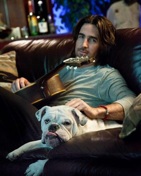 jake Country Boys, English Bulldogs, Jake Owen, Famous Dogs, Country Music Artists, Country Men, Country Stars, Country Artists, Music Fans