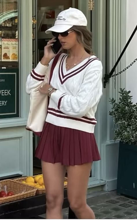 80s Preppy Fashion, Preppy Work Outfit, Country Club Attire, Country Club Outfit, Hockey Outfits, Sporty Chic Outfits, Skirt Outfit Fall, Tennis Skirt Outfit, Lazy Style