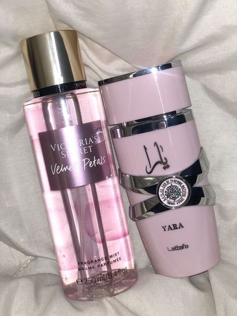 Strawberry And Vanilla Scent, Strawberry Sent, Rose Scented Perfume, Yara Perfume Combo, Sweet Perfumes For Women, Almond Perfume, Yara Perfume, Almond Scent, Profumo Victoria Secret