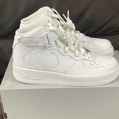 Air Force 1 Mid '07 White/White Blanc/Blanc Unisex Means Size 6.5 Women’s Size 8 Made In Vietnam / Fabrique Au Vietnam New With Box But The Box Does Not Have A Lid. White Air Force 1, Nike Air Force 1 Mid, Air Force 1 Mid, Air Force Ones, Cute Nike Shoes, Air Jordan 1 Mid, Cute Nikes, White Nikes, Air Force 1