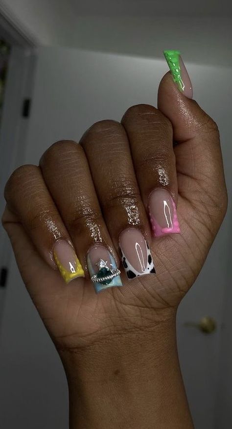 Summer Nails Black Women, Duck Nails Acrylic, Practice Nails, Nail Suggestions, Cali Trip, Acrylic Nail Set, Hard Nails, Duck Nails, Drip Nails