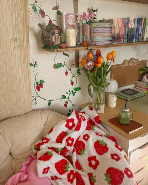 all of the shelves I’ve loved before 💌 happy shelfie Sunday here’s a look at how my book collection has grown 😅 I hope you all have an amazing Sunday! Q: do you keep a small or large book collection? Floating Shelves Books, Fairy Room, Future Inspiration, Shelf Book, Shelf Bookcase, Home Board, Painting Inspo, Pretty Photos, Room Tour