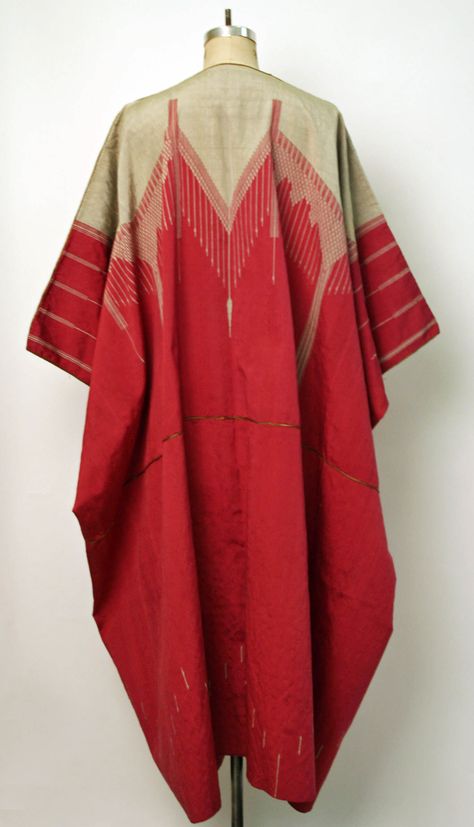 Abayah | The Metropolitan Museum of Art Egyptian Traditional Clothing, Folk Costume, Historical Fashion, Syria, Metropolitan Museum Of Art, Fashion History, Metropolitan Museum, Museum Of Art, Sewing Inspiration