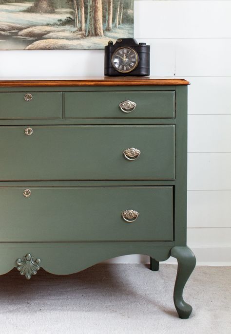 The best two-tone look on a basic dresser... - The Driftwood Home Sage Green Dresser, Green Painted Furniture, Repainting Furniture, Green Dresser, Green Furniture, Diy Furniture Renovation, Painted Dresser, Dresser Makeover, Furniture Renovation