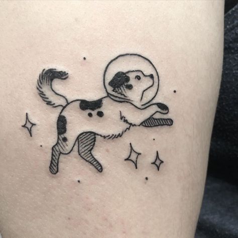 Aesthetic Tattoo Ideas, Tatoo Dog, 16 Tattoo, Funky Tattoos, 4 Tattoo, Cute Little Tattoos, Cute Tiny Tattoos, Line Work Tattoo, Dot Work Tattoo