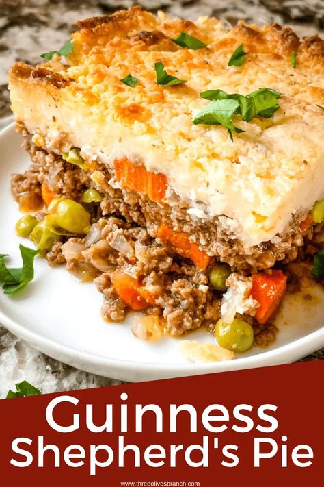 Shepards Pie Recipe, Shepard S Pie, Recipe Ground Beef, Shepherd Pie, Cottage Pie Recipe, Irish Cooking, Hp Sauce, Ground Beef Casserole Recipes, Irish Beef