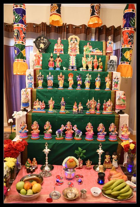 Golu 2016 Golu Decoration Ideas, Diy Golu Dolls, Bommala Koluvu, Popsicle Stick Crafts House, Navratri Puja, Mandir Decoration, Golu Dolls, Thali Decoration, English Project