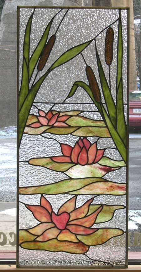 Room Art Ideas, Glass Painting Patterns, L'art Du Vitrail, Stained Glass Quilt, Stained Glass Patterns Free, Glass Painting Designs, زجاج ملون, Stained Glass Paint, Stained Glass Flowers