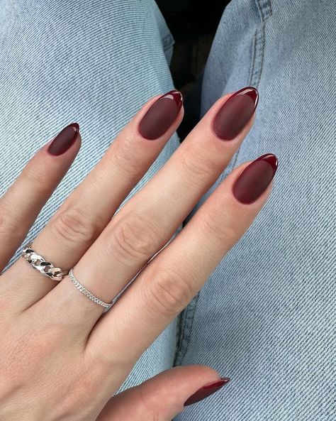 Matte Cranberry Nails, Red Wine Matte Nails, Matte Tip Nails Almond, Matte Nail With Gloss Tip, Matte Red Nails With Shiny Tips, Fall Matte Nails With Glossy Tips, Dark Matte Red Nails, Velvet Nails French Tip, Wine Nails Matte