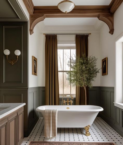 Georgian Interiors Bathroom, Copper Bath Bathroom Ideas, Colonial Modern Bathroom, Vintage European Bathroom, Panelling Bathroom Ideas, Bathroom Tall Ceiling, Old English Bathroom, Bathroom With Curtains, English Manor Bathroom