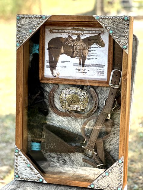 Shadow Box Horse Memorial, Shadow Box For Horse Memorial, Horse Remembrance Ideas, Horse Hair Memorial Ideas, Horse Keepsake Ideas, Horse Memorial Shadow Box Ideas, Horse Tail Memorial, Horse Shadow Box Ideas, Horse Decor Ideas