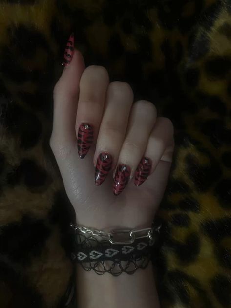 Emo Nails Long, Emo Mcbling Aestethic, Y2k Mcbling Nails, Zebra Nails Pink, Scene Kid Nails, Emo Nail Designs, Identify Crisis, Nails Mcbling, Emo Y2k Nails