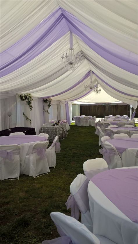 Purple Quinceanera Table Decorations, Quince Decorations Ideas At Home, Quinceanera Simple Decorations, Quince Ideas Outdoor, Purple Quinceanera Theme Outdoor, Quinceanera Decorations Ideas Purple, Lavander Theme Debut, Debut Theme Ideas Purple, Lilac Debut Theme