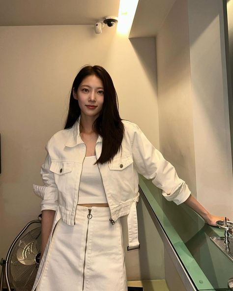 Gong Seung Yeon, Aesthetic Girl, Kdrama, Actresses, Instagram Post, Stars, Instagram Posts, Instagram