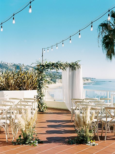 The Inn at Laguna Beach Styled Shoot | Southern California Wedding Ideas and Inspiration Montage Laguna Beach, Southern California Wedding Venues, Beach Events, Wedding Venues Beach, California Wedding Venues, Wedding Venue Inspiration, Door Upgrade, Southern California Wedding, Dress Mermaid