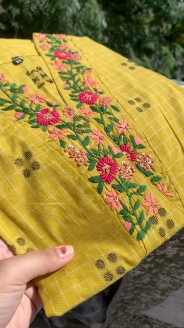 Handmade Work On Kurti, Neck Hand Work Designs For Kurtis, Thread Embroidery Suits Design Hand Work, Hand Embroidery On Dress, Dress Embroidery Ideas, Hand Embroidery Designs For Suits, Hand Embroidery On Kurta, Hand Embroidery Kurti, Suit Embroidery Designs