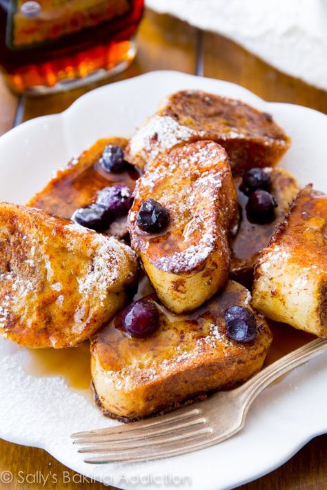 French Toast Bites Recipe, Mini French Toast, French Toast Bites, Sallys Baking, Easy French Toast Recipe, Erma Bombeck, French Toast Breakfast, Sally's Baking, Blueberry French Toast