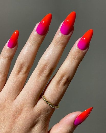 Fuchsia French Tips, Bubble Bath Nails, & 16 More Ideas For Your Next Pink Mani Orange Ombre Nails, Red Ombre Nails, Pink Nail Art Designs, Pink Ombre Nails, Airbrush Nails, Pink Nail Art, Ombre Nail Designs, Croc Print, Pink Nail