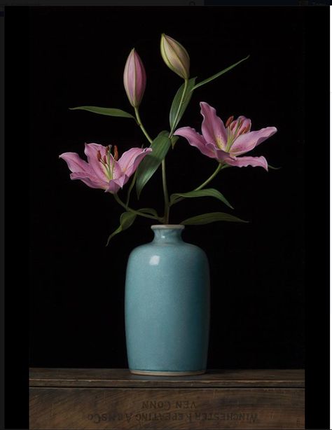 Flowers & Vase Still Life Pictures, Ikebana Flower Arrangement, Still Life Flowers, Still Life Photos, Still Life Drawing, Painting Still Life, Still Life Art, Blue Vase, Flower Art Painting