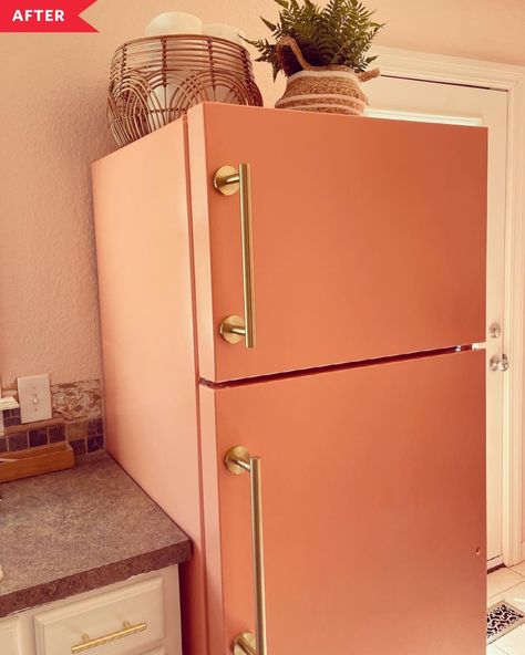 Diy Retro Fridge, How To Paint A Fridge Diy, Stove Makeover Diy, Gold Fridge Handles, Fridge Handle Makeover, Navy Refrigerator, Fridge Painting Ideas, Microwave Makeover, Wallpaper On Fridge