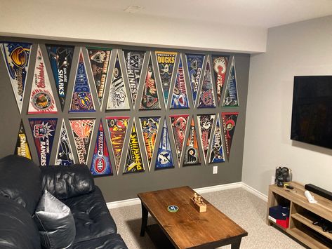 Vintage Sports Man Cave, Nfl Themed Bedroom, Sports Themed Room Man Cave, Sports Bar Ideas For Home, Sports Den Decorating Ideas, Sports Themed Living Room, Mancave Sports Theme, Sports Cave Ideas, Baseball Themed Man Cave