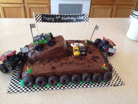 Monster truck cake                                                                                                                                                     More Monster Jam Birthday Cake Ideas, Monster Jam Birthday Cake, Monster Truck Theme Birthday Party, Bolo Blaze, Monster Truck Birthday Party Ideas, Truck Birthday Party Ideas, Monster Truck Birthday Cake, Monster Jam Birthday Party, Monster Truck Birthday Party