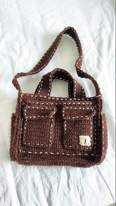 Crochet Accessories Bag, Crochet School Supplies Aesthetic, Crochet Message Bag, Messenger Bags Crochet, Dark Academia Crochet Ideas, Crochet Project For Men, Crochet Pattern Free Bag, Crochet Canvas Bag, Crochet Ideas Small Projects